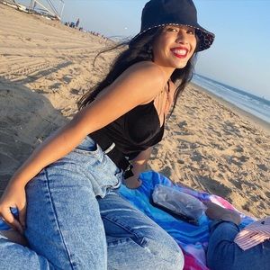 WELCOME TO MY LITTLE CLOSET 🖤🖤